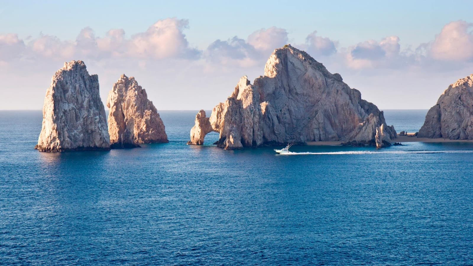 Segunda residencia en Los Cabos: donde el lujo se convierte en inversión inteligente.